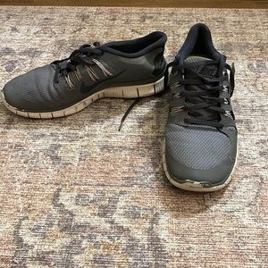 Nike Free Tennis Shoes